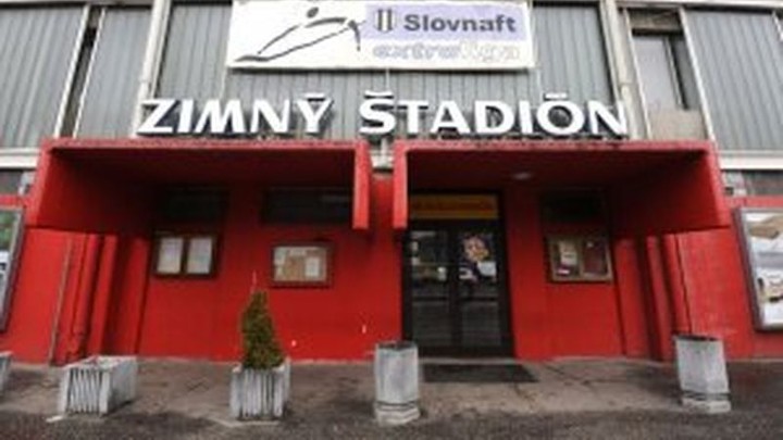 Pred zápasmi budú prísnejšie kontroly pri vstupe, príďte teda na hokej skôr